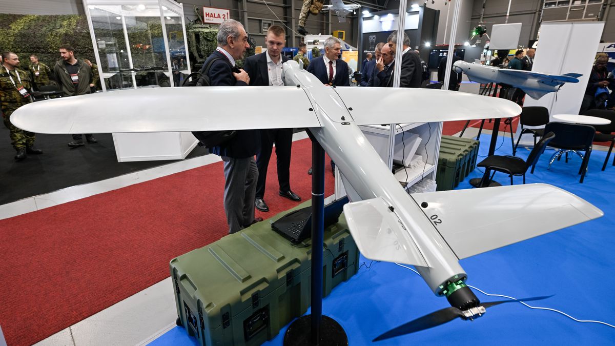 Ukrajinci by chtěli v Česku vyrábět drony
